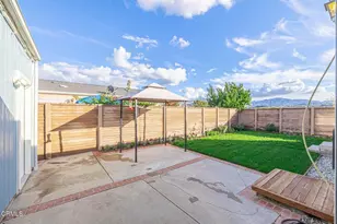 20046 Canyon View Dr, Santa Clarita, CA 91351 - Photo 39