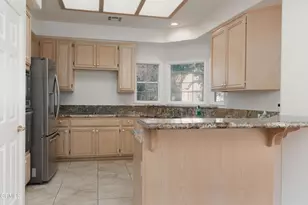 12320 Backdrop Ct, Bakersfield, CA 93306 - Photo 11