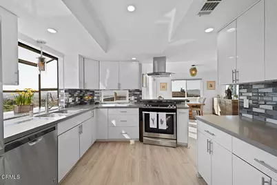 542 San Clemente Way, Camarillo, CA 93010 - Photo 9