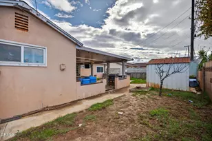 4105 S J St, Oxnard, CA 93033 - Photo 25