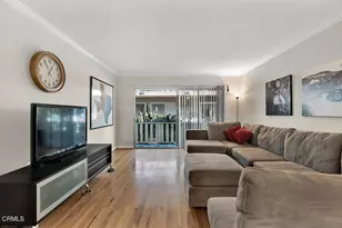1542 Riverside Dr, Glendale, CA 91201 - Photo 13