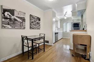 1542 Riverside Dr, Glendale, CA 91201 - Photo 15