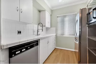 1542 Riverside Drive #C, Glendale, CA 91201 - Photo 11