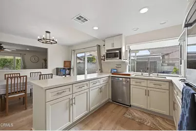 1636 Earl Avenue, Simi Valley, CA 93065 - Photo 15