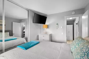 275 E Surfside Dr, Port Hueneme, CA 93041 - Photo 11