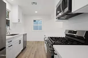 2457 Chiquita Ln, Thousand Oaks, CA 91362 - Photo 11