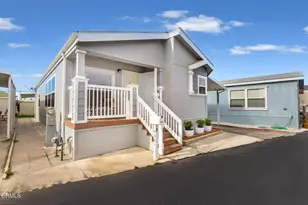 4061 Canary Ln, Oxnard, CA 93033 - Photo 21