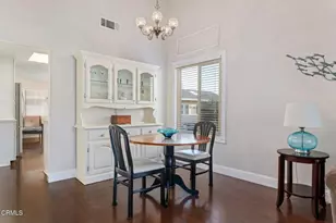 17207 Village 17, Camarillo, CA 93012 - Photo 9