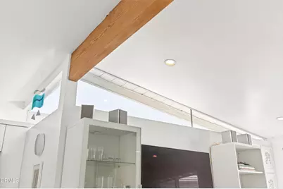 1040 Dover Lane, Ventura, CA 93001 - Photo 15