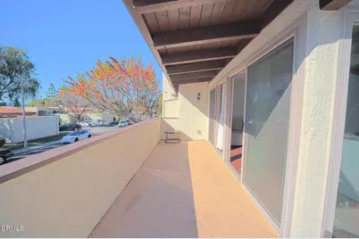 942 Woodlawn Drive, Thousand Oaks, CA 91360 - Photo 7