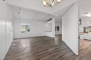 4700 Aurora Dr, Ventura, CA 93003 - Photo 11