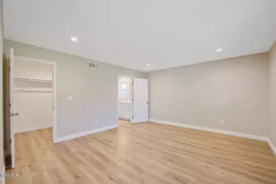 13325 Village 13, Camarillo, CA 93012 - Photo 25
