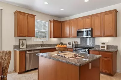8124 Onyx Street, Ventura, CA 93004 - Photo 11