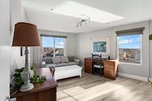 4376 Tradewinds Dr, Oxnard, CA 93035 - Photo 31