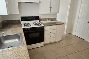 44226 2nd St, Lancaster, CA 93535 - Photo 3