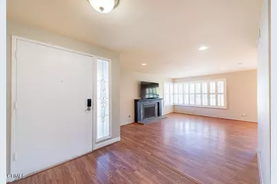 251 Asta Court, Thousand Oaks, CA 91320 - Photo 3