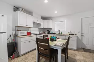 113 E Cedar St, Oxnard, CA 93033 - Photo 23