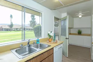 24108 Village 24, Camarillo, CA 93012 - Photo 27