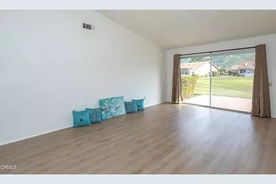 24108 Village 24, Camarillo, CA 93012 - Photo 21