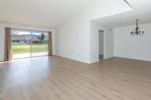 24108 Village 24, Camarillo, CA 93012 - Photo 19