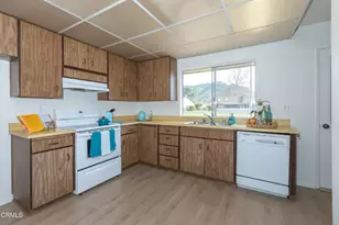 24108 Village 24, Camarillo, CA 93012 - Photo 25