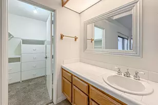 5738 Skyview Way, Agoura Hills, CA 91301 - Photo 23