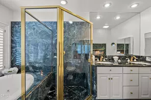 4240 Reyes Dr, Tarzana, CA 91356 - Photo 35