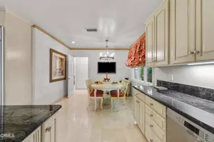 4240 Reyes Dr, Tarzana, CA 91356 - Photo 25