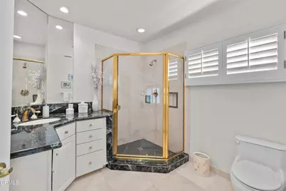 4240 Reyes Drive, Tarzana, CA 91356 - Photo 51