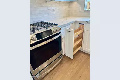 3410 Frankie Drive, Newbury Park, CA 91320 - Photo 9