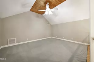 251 S Skyline Dr, Thousand Oaks, CA 91361 - Photo 21