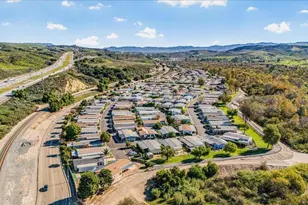 15750 E Arroyo Dr, Moorpark, CA 93021 - Photo 29