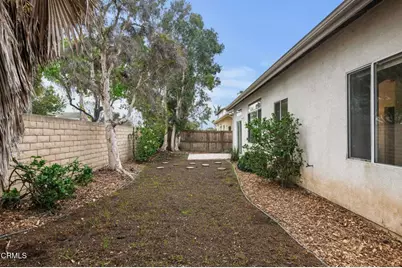 1930 Del Amo Way, Oxnard, CA 93036 - Photo 31