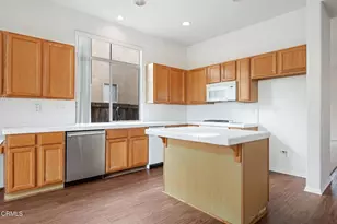 1930 Del Amo Way, Oxnard, CA 93036 - Photo 15