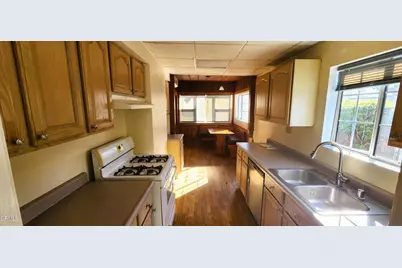 330 S Seaward Avenue, Ventura, CA 93003 - Photo 15