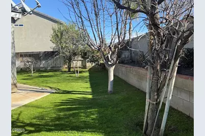 12217 Quiet Creek Way, Bakersfield, CA 93311 - Photo 21