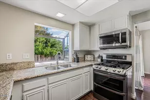 1414 Fallen Leaf Ave, Ventura, CA 93004 - Photo 9