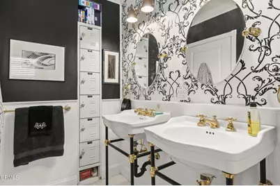 366 Court Avenue, Ventura, CA 93003 - Photo 37