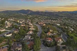 2225 Calle Riscoso, Thousand Oaks, CA 91362 - Photo 71