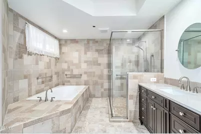 4229 Harbour Island Lane, Oxnard, CA 93035 - Photo 29