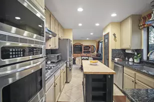 102 San Nicolas Cir, Port Hueneme, CA 93041 - Photo 11