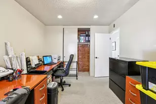 1066 Pinehurst Pl, Camarillo, CA 93010 - Photo 33