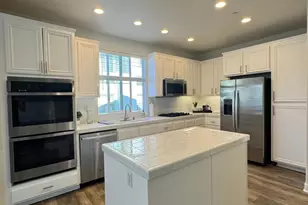 1232 Bayside Cir, Oxnard, CA 93035 - Photo 13