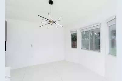 10103 Wentworth Court, Bakersfield, CA 93311 - Photo 13