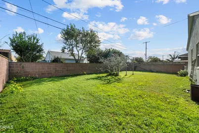 426 S Dos Caminos Avenue, Ventura, CA 93003 - Photo 13