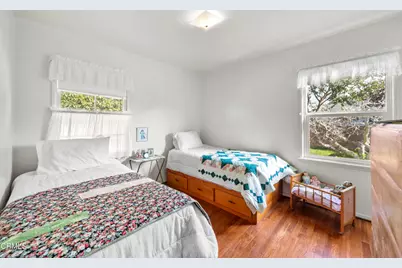 426 S Dos Caminos Avenue, Ventura, CA 93003 - Photo 9