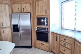 18 Tahquitz Ct, Camarillo, CA 93012 - Photo 9