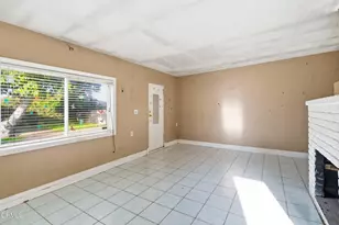 255 Douglas Ave, Oxnard, CA 93030 - Photo 19