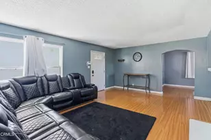 255 Douglas Ave, Oxnard, CA 93030 - Photo 3