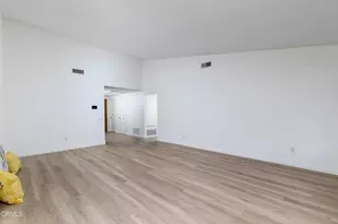22106 Village 22, Camarillo, CA 93012 - Photo 13